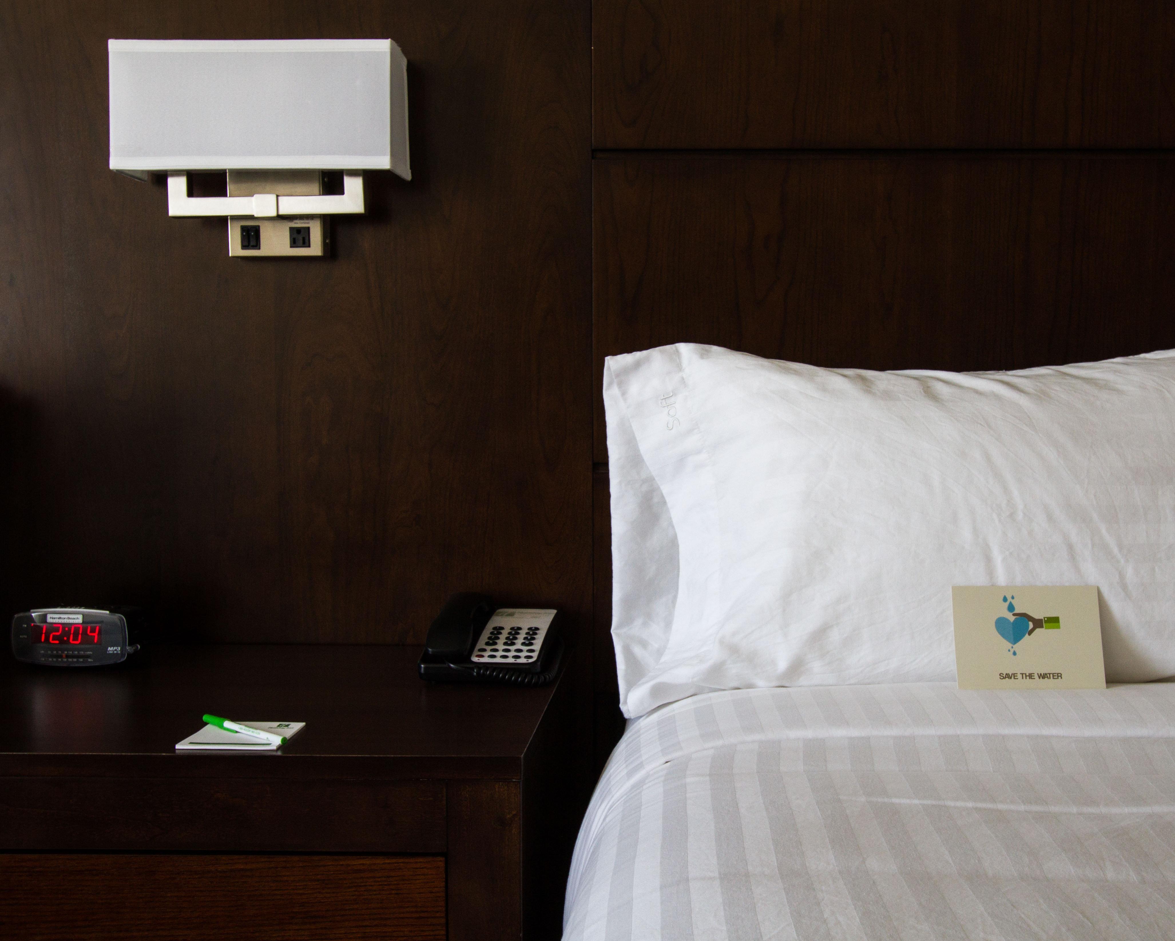 Holiday Inn Victorville By Ihg Экстерьер фото