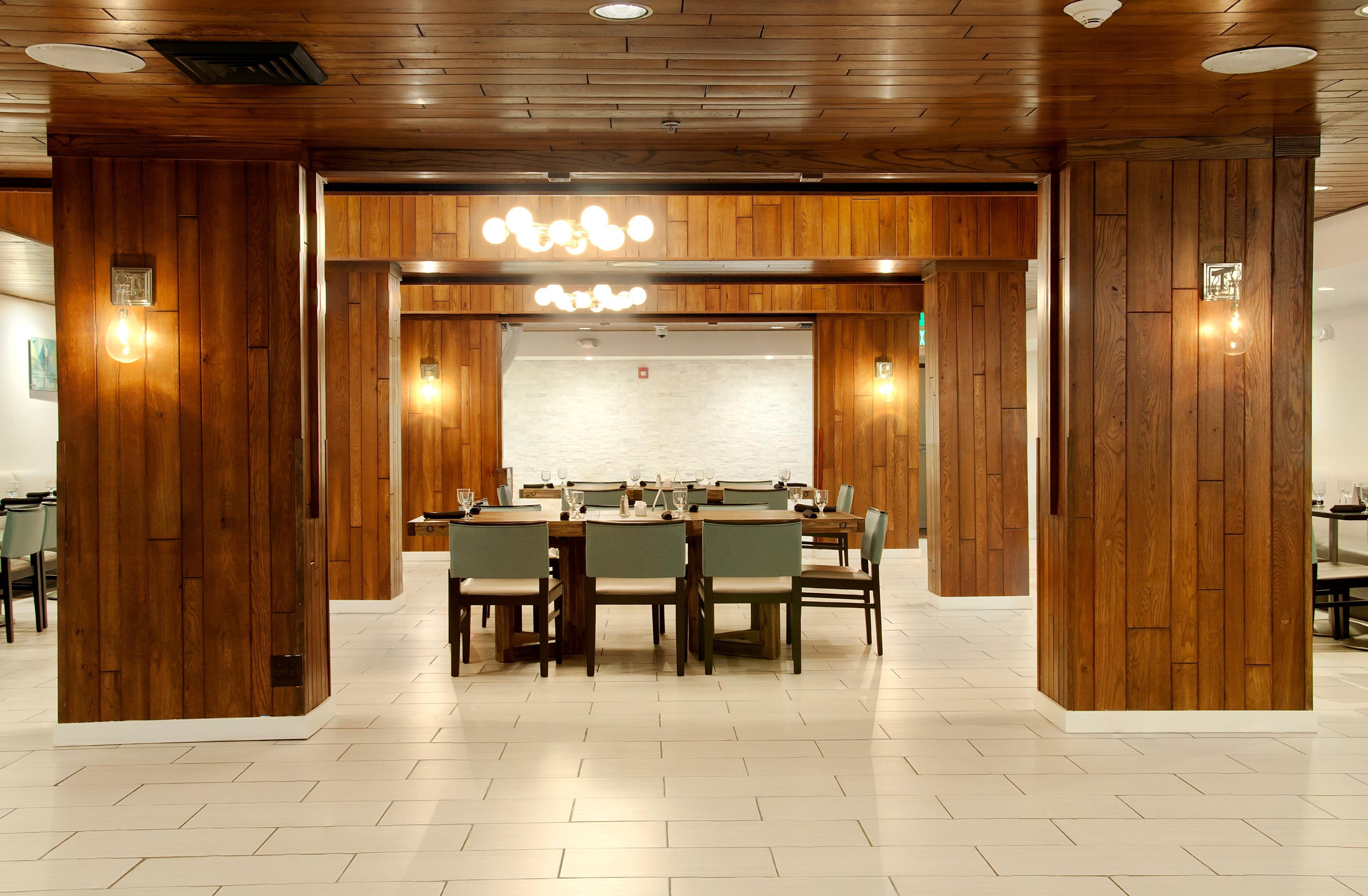 Holiday Inn Victorville By Ihg Экстерьер фото