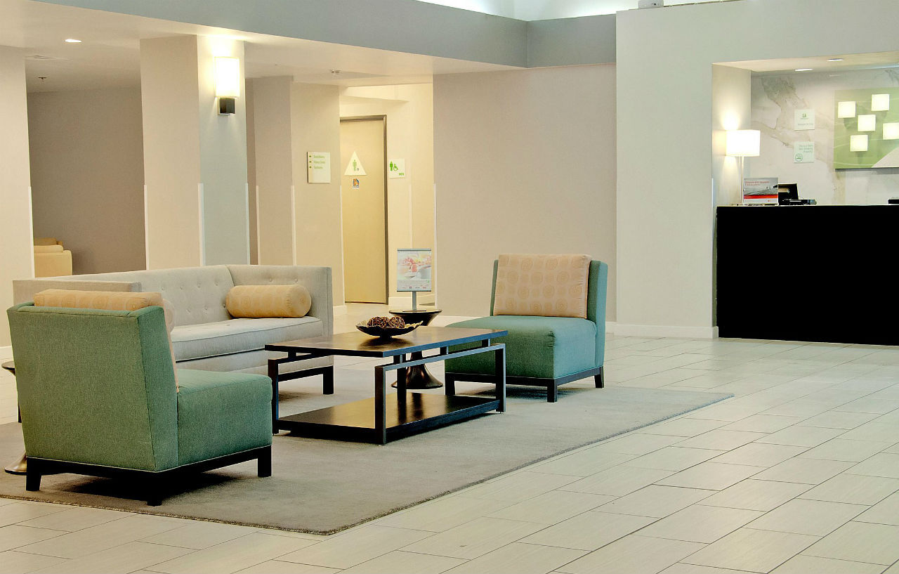 Holiday Inn Victorville By Ihg Экстерьер фото